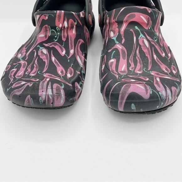 Crocs | Unisex-Adult Bistro Chili Pepper Graphic Clog Mule Size  9 W or 7 M - Picture 3 of 7
